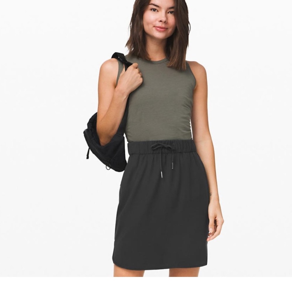 Lululemon on the fly skirt